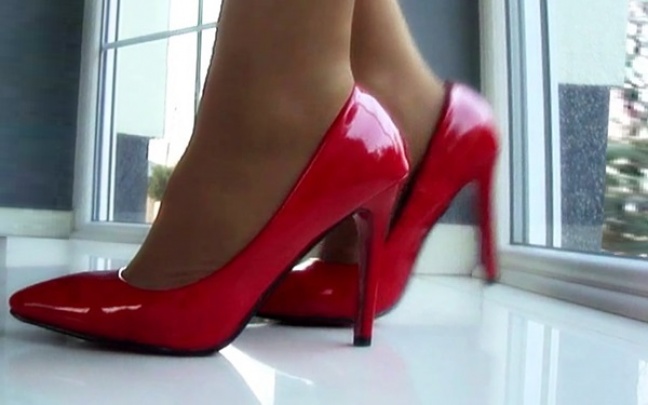 Co jest symbolem kobiecości w XXI wieku?