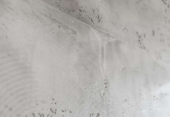 Mikrocement – praktyczny poradnik dla osób planujących remont