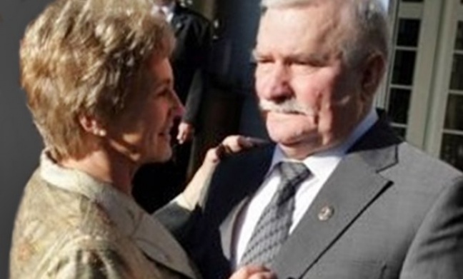 Afera teczek ,,Bolka?? dobrze wpłynęła na małżeństwo Wałęsów