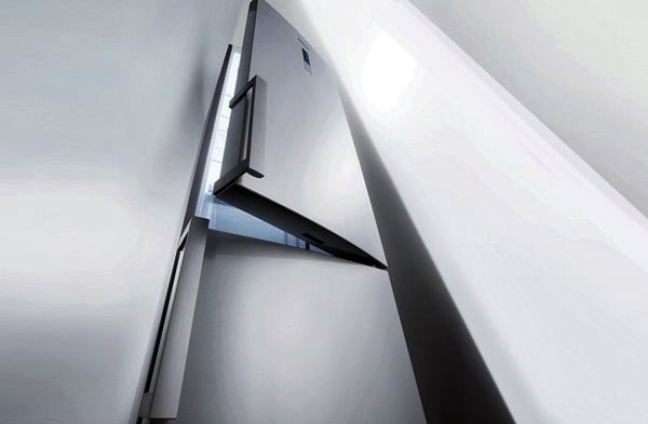 Wojna domowa z lodówką w tle