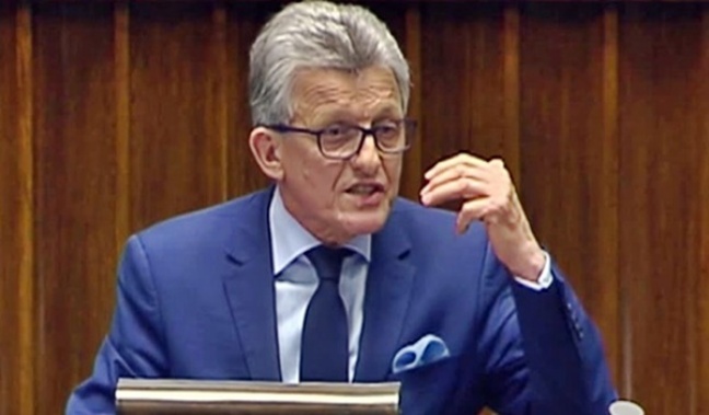 &quot;PiS będzie stał na straży suwerenności jak lis w kurniku&quot;